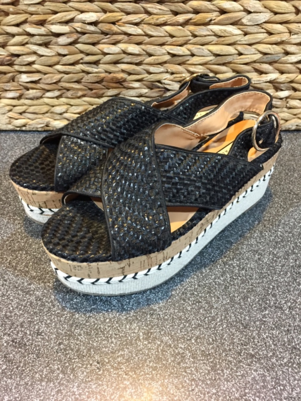 Zara Trafaluc Black Woven Platform Sandals - Picture 4 of 15